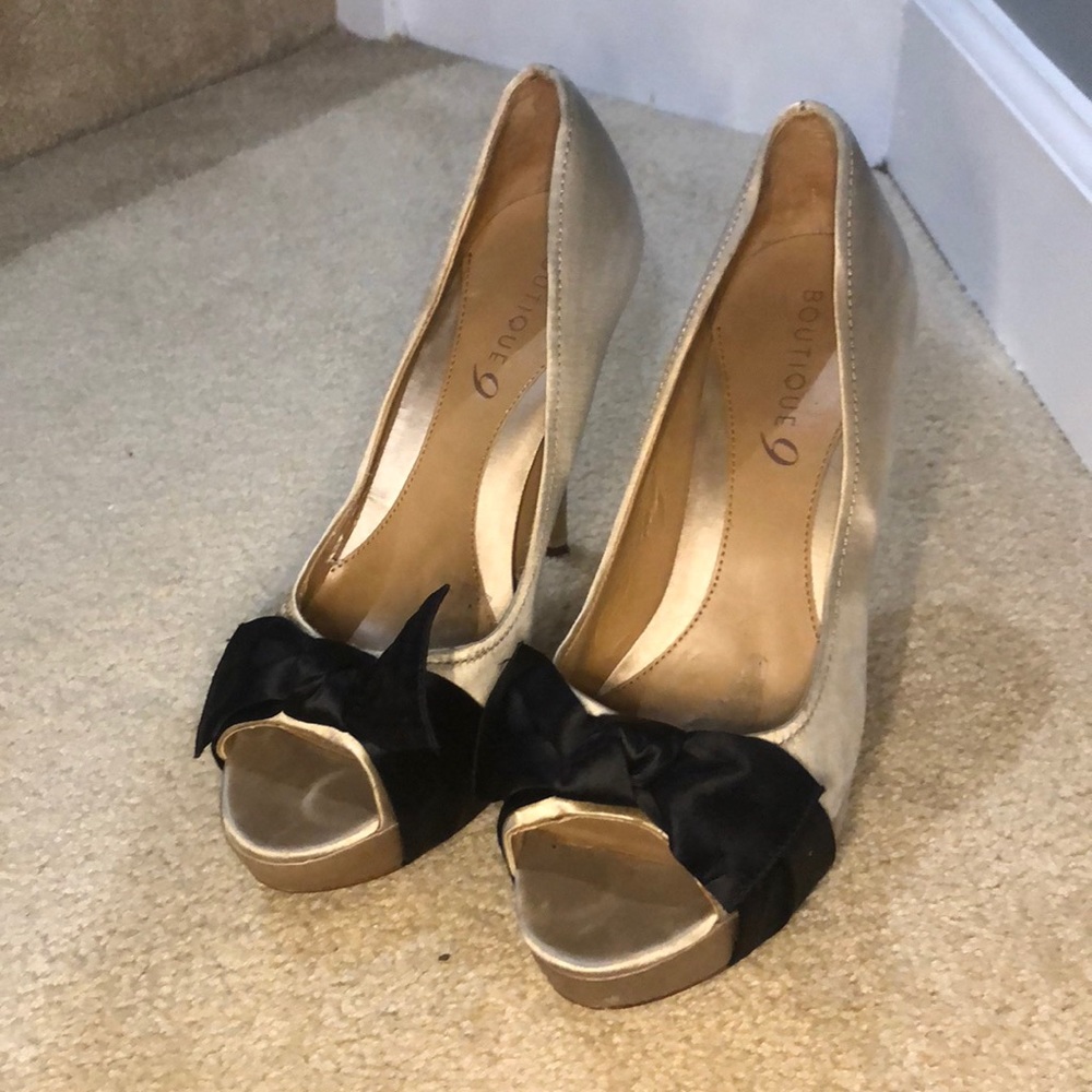 Boutique 9 cream high heels
